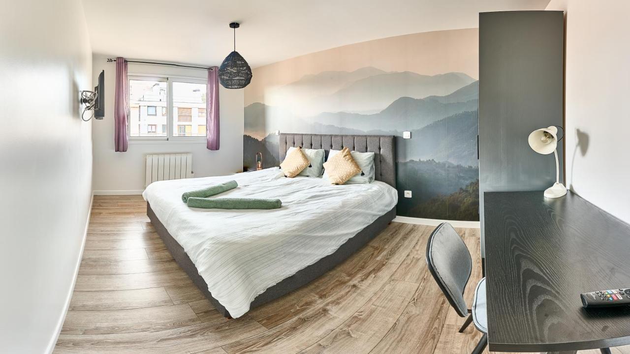 Eclat Dore Bondy Suites Free Parking Экстерьер фото
